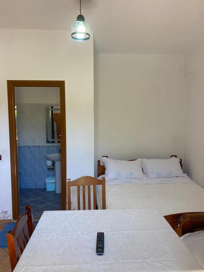 Besart Room Orikum Buitenkant foto